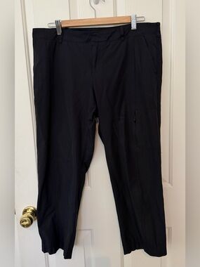 Kirkland Signature Black Cropped Women's  travel Pants
